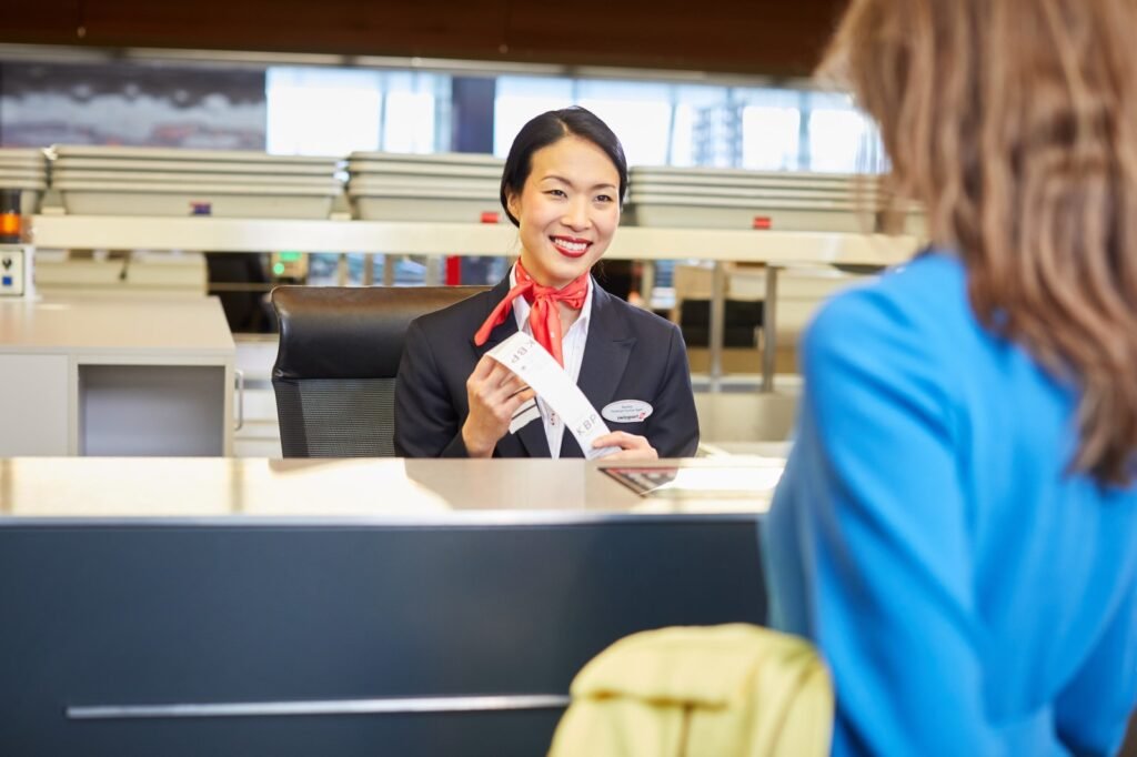 Qantas Airways Akron Terminal - Akron-Canton Airport